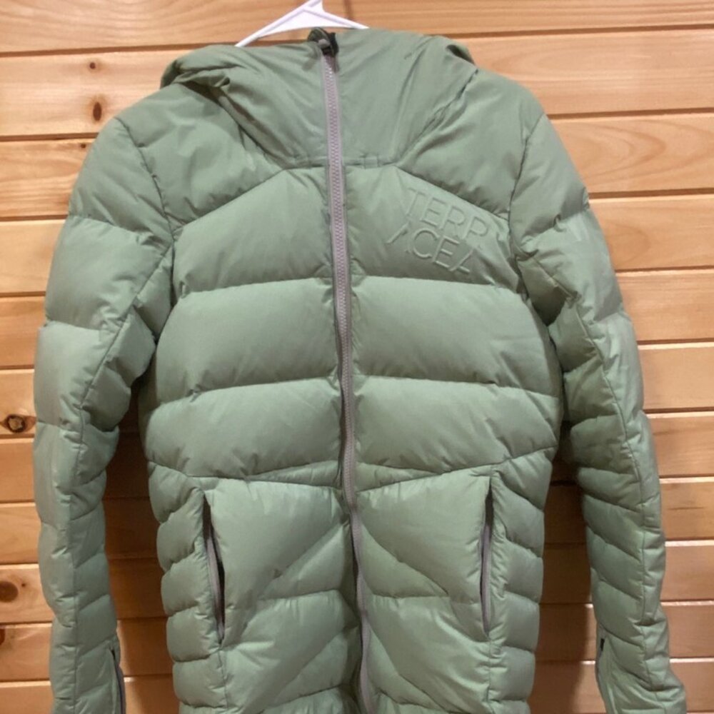 Terracea Down Jacket - Small, Women's Heavyweight Insulated Outerwear